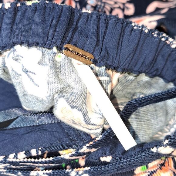 NWOT Free People Cord Looking Glass Mini in Navy/Floral - Picture 15 of 15